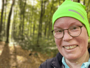 Dr. Annette Moll
